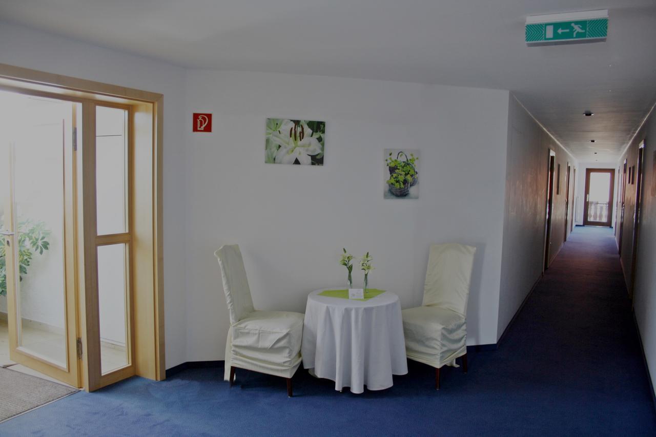 Ampertal Hotel Haag an der Amper Bagian luar foto